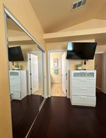 7440 High Point Lane, Sacramento, CA 95842