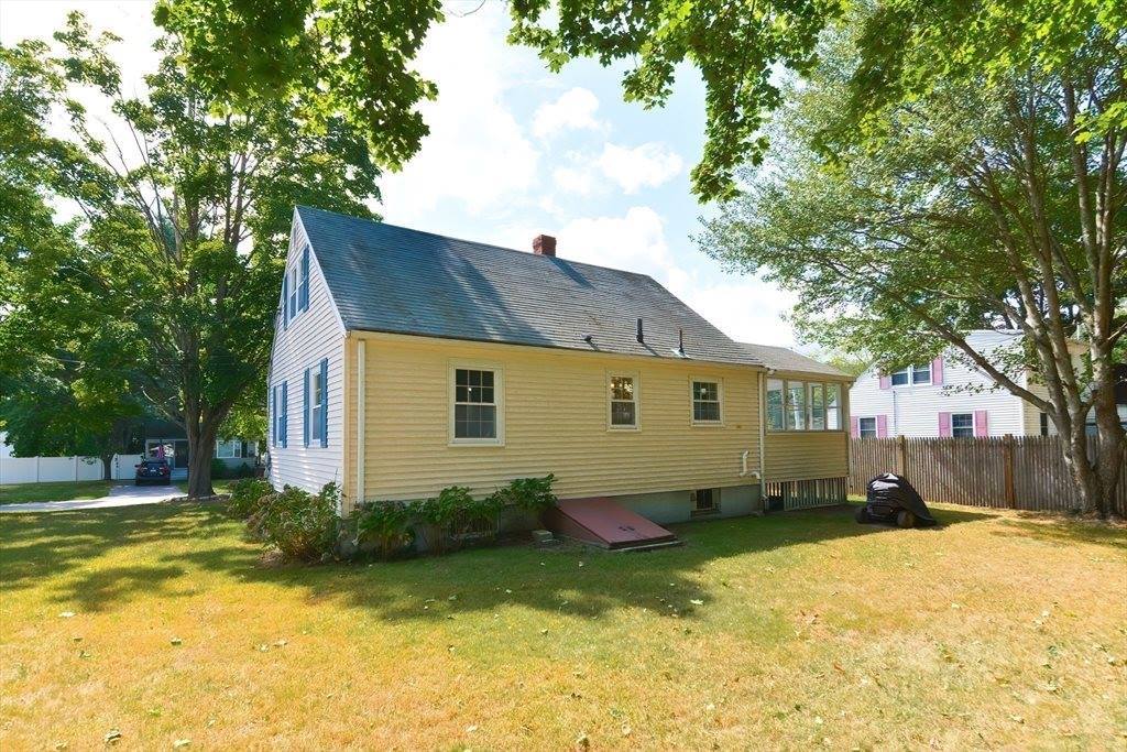 55 Cameron Rd, Norwood, MA 02062