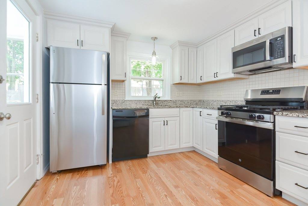 55 Cameron Rd, Norwood, MA 02062