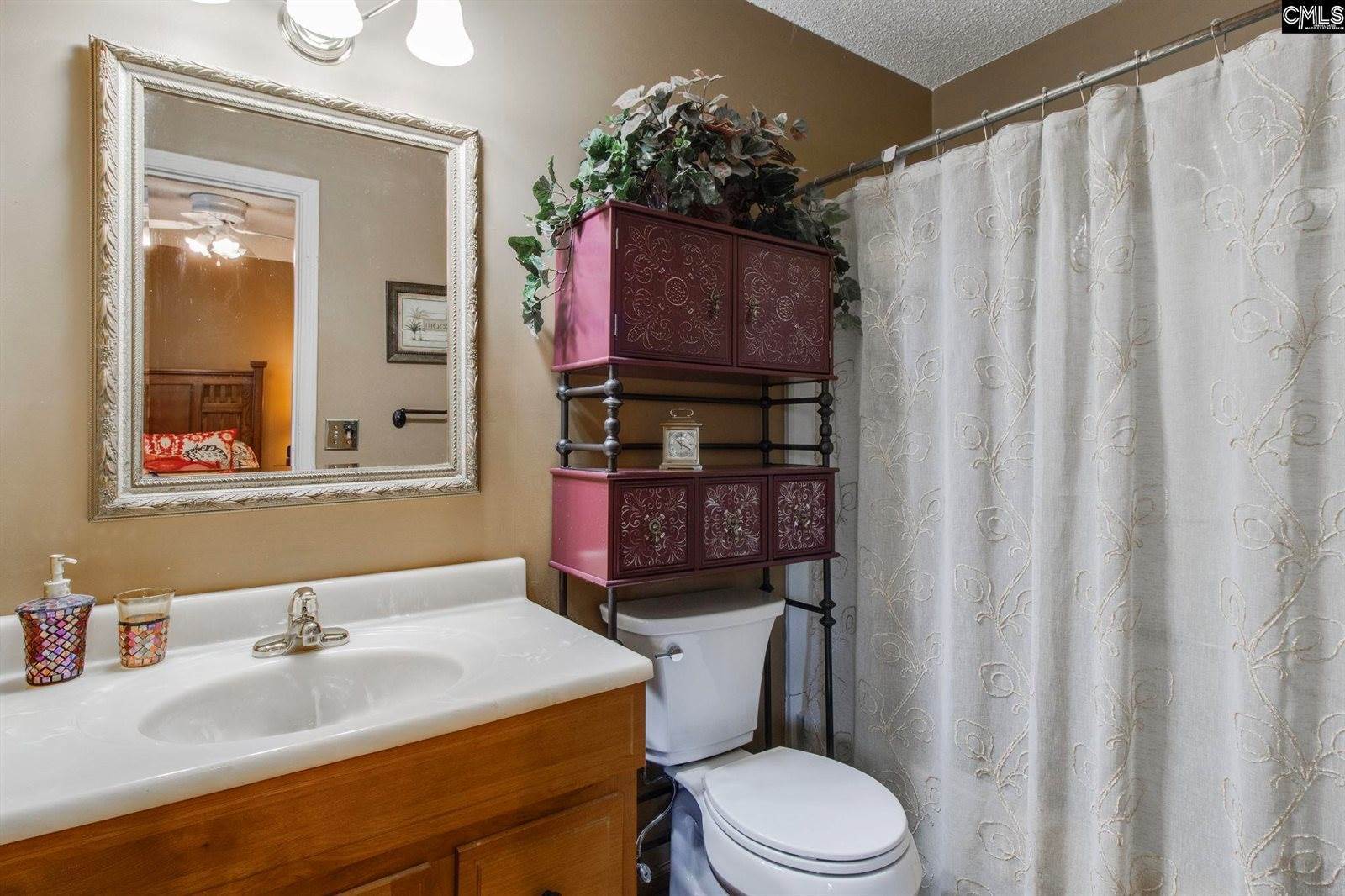 1635 Oak, Cayce, SC 29033