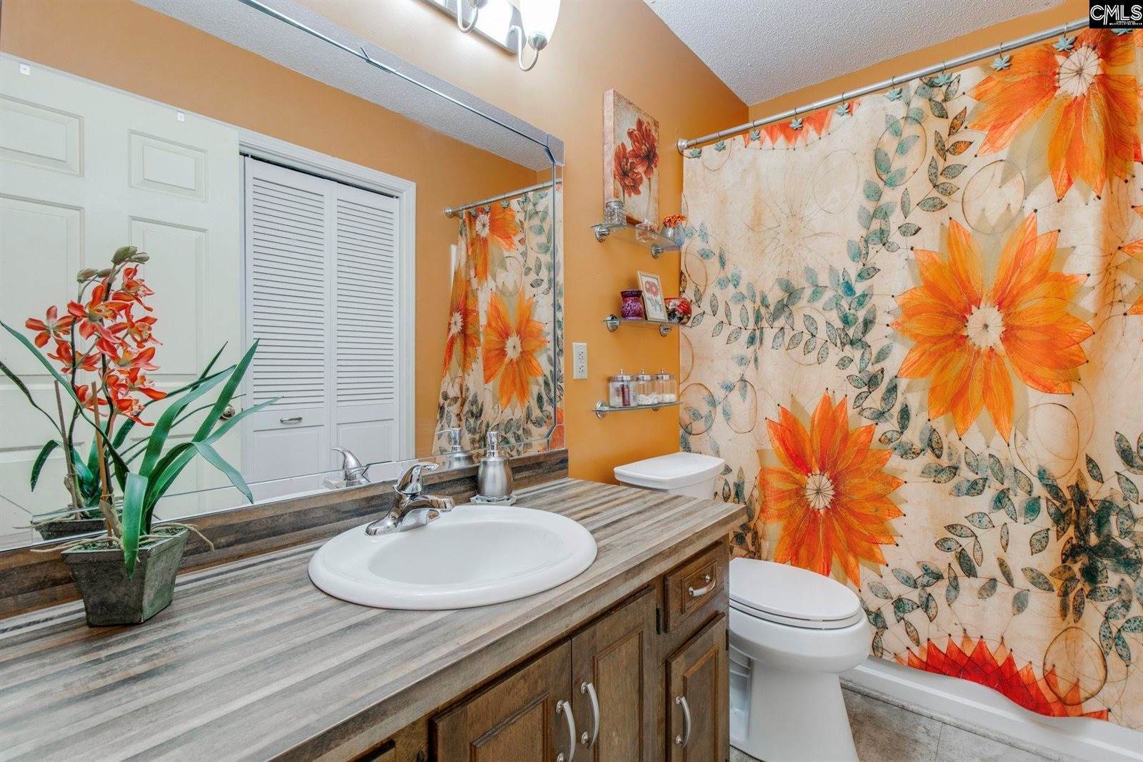 1635 Oak, Cayce, SC 29033