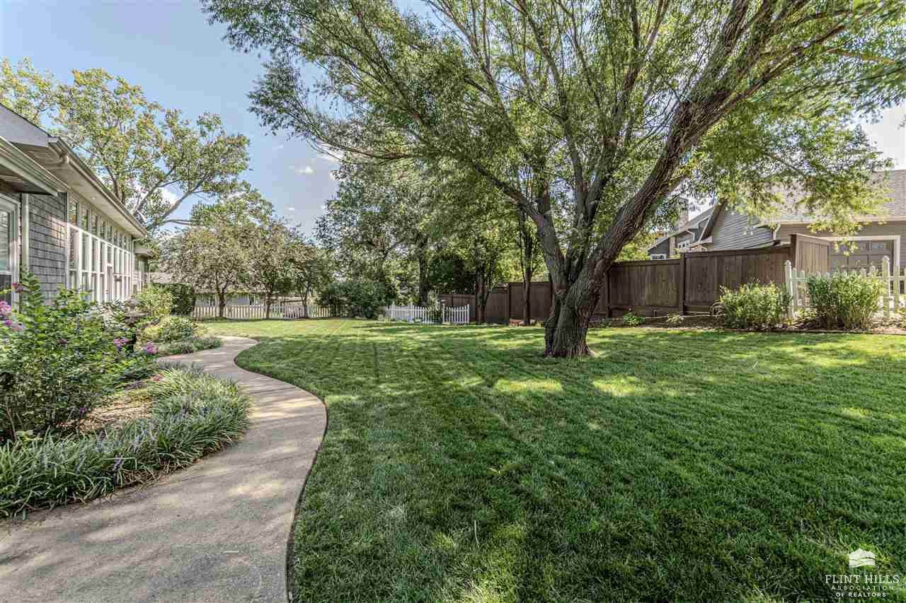 414 Coreyview Pl, Abilene, KS 67410