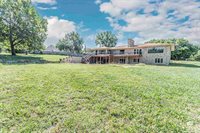 117 Harvard Pl, Manhattan, KS 66503