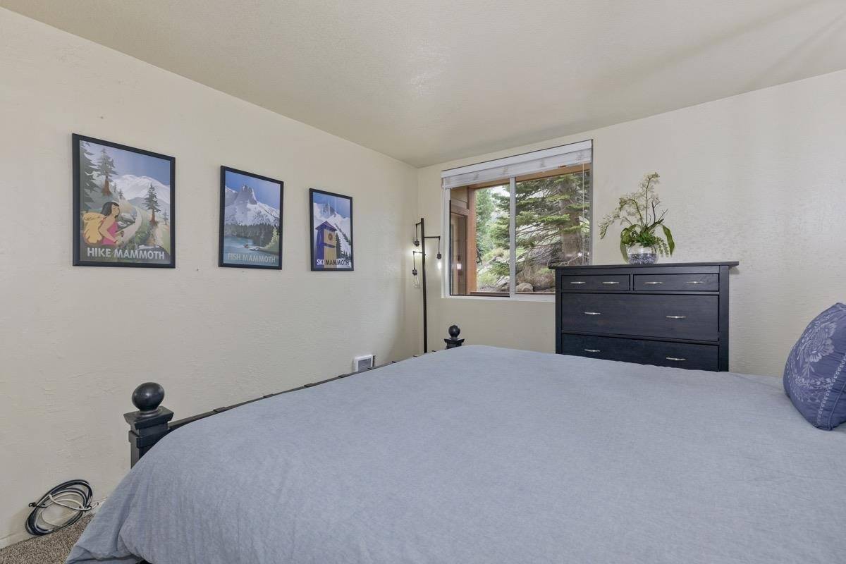 161 Horseshoe Drive #12, San Sierra #12, Mammoth Lakes, CA 93546