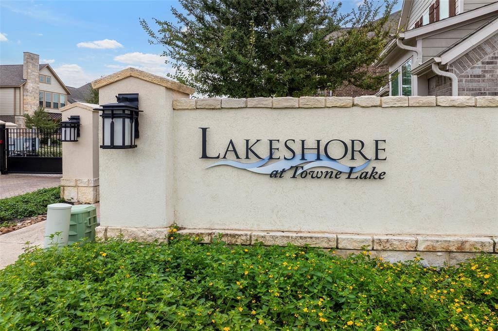 18306 Padre Shores Lane, Cypress, TX 77433