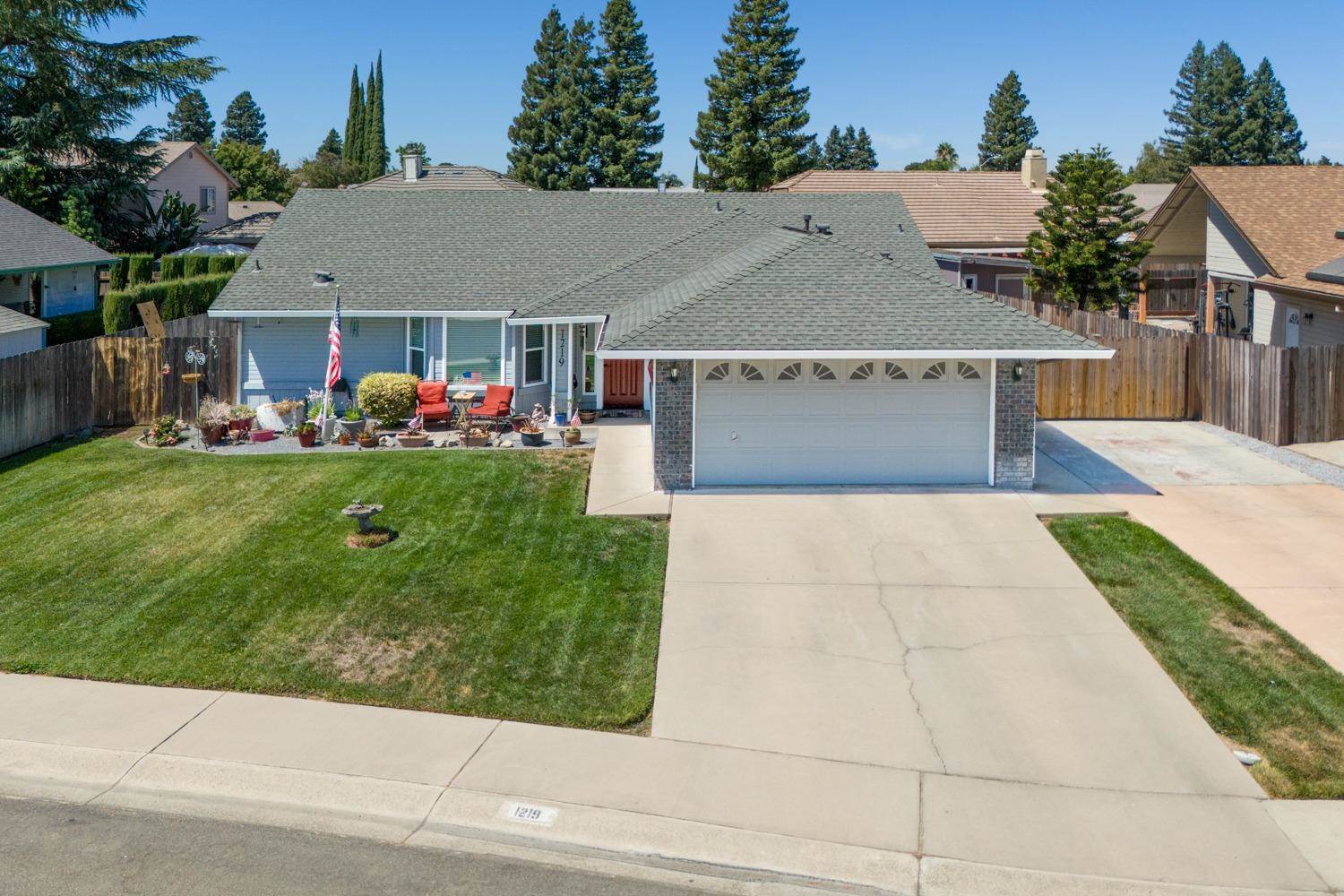 1219 Theresa Way, Yuba City, CA 95993