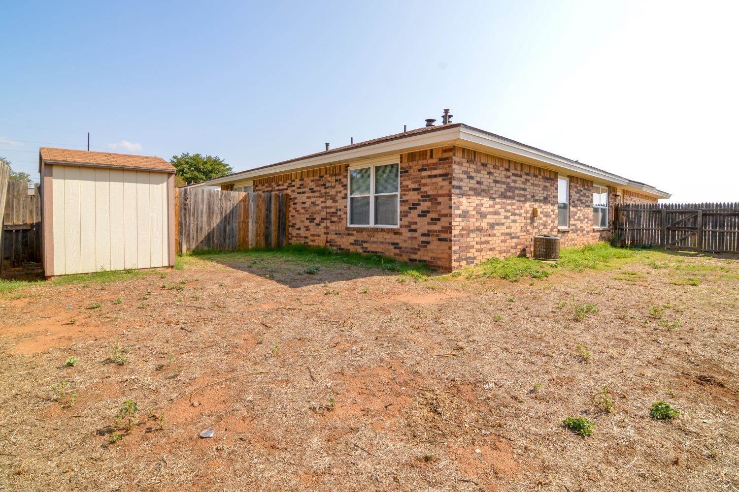 8214 Vernon Avenue, Lubbock, TX 79423