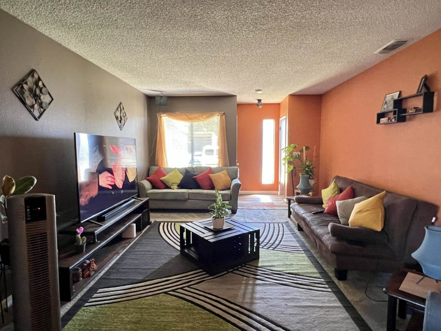 10827 Alicante Way, Rancho Cordova, CA 95670