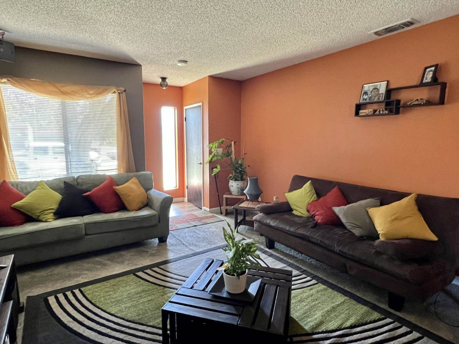 10827 Alicante Way, Rancho Cordova, CA 95670