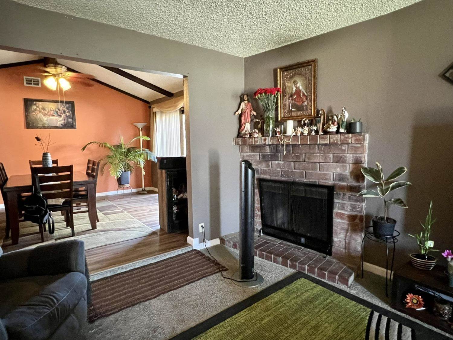 10827 Alicante Way, Rancho Cordova, CA 95670