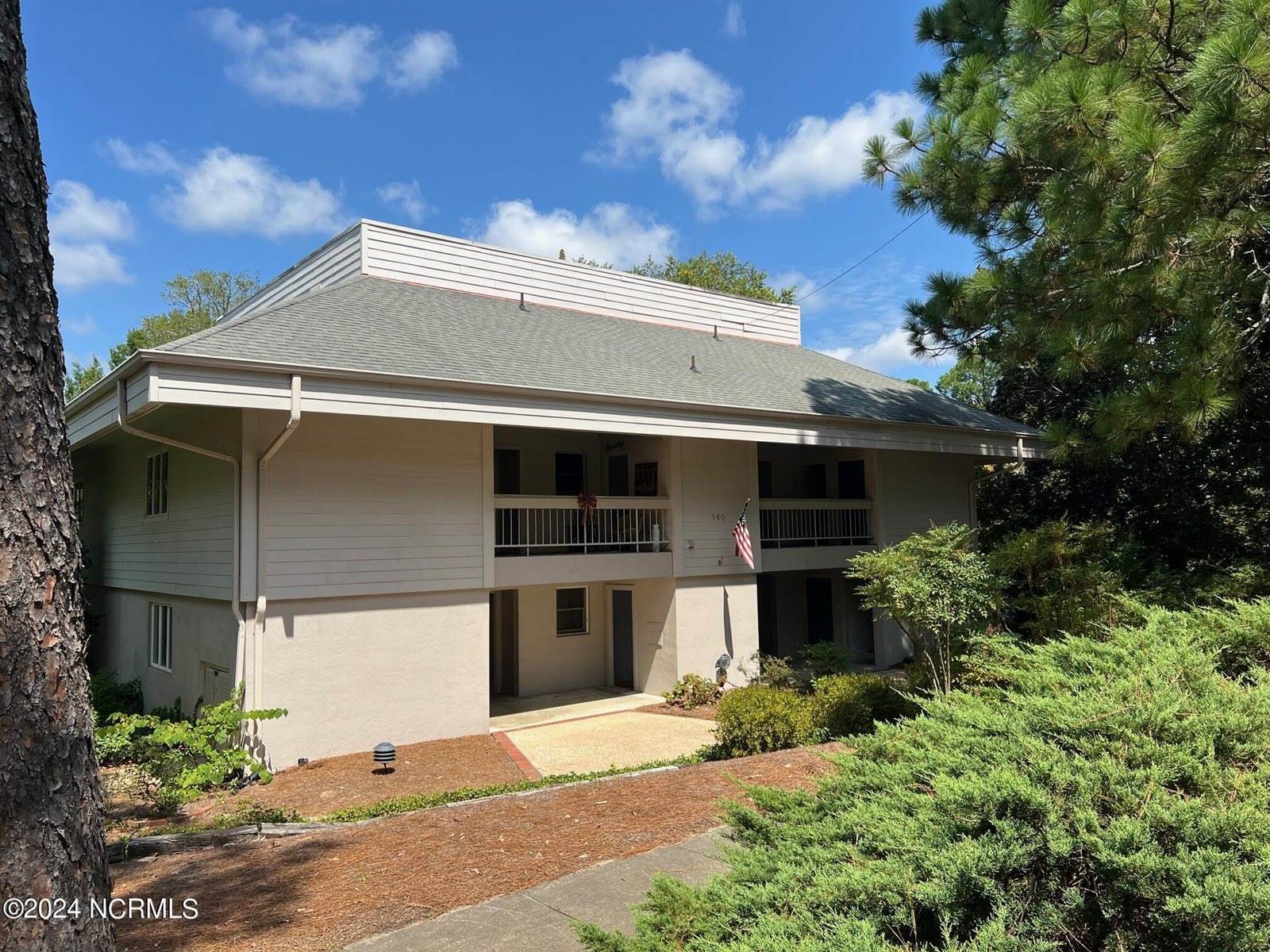 160 South May Street, Apt 1, Southern Pines, NC 28387