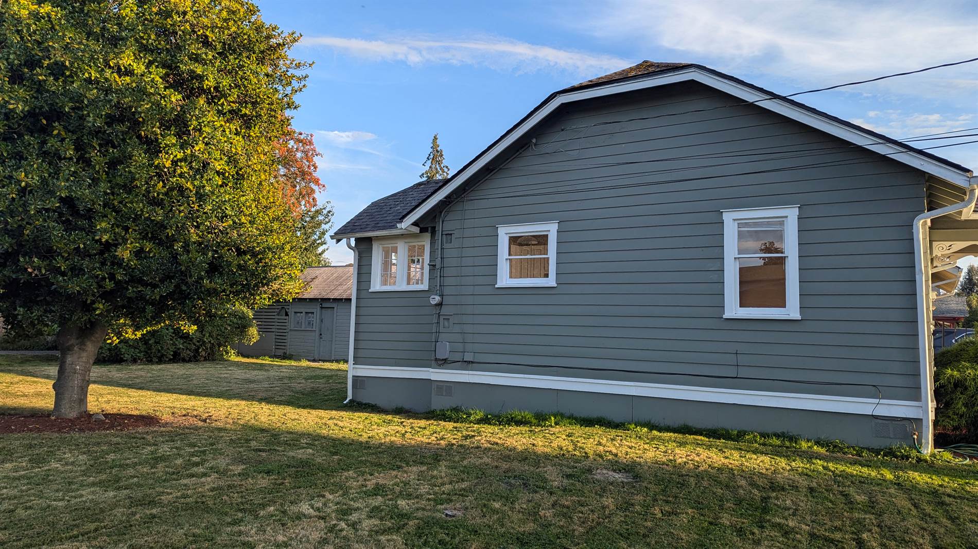 1418 Douglas Street, Mount Vernon, WA 98273