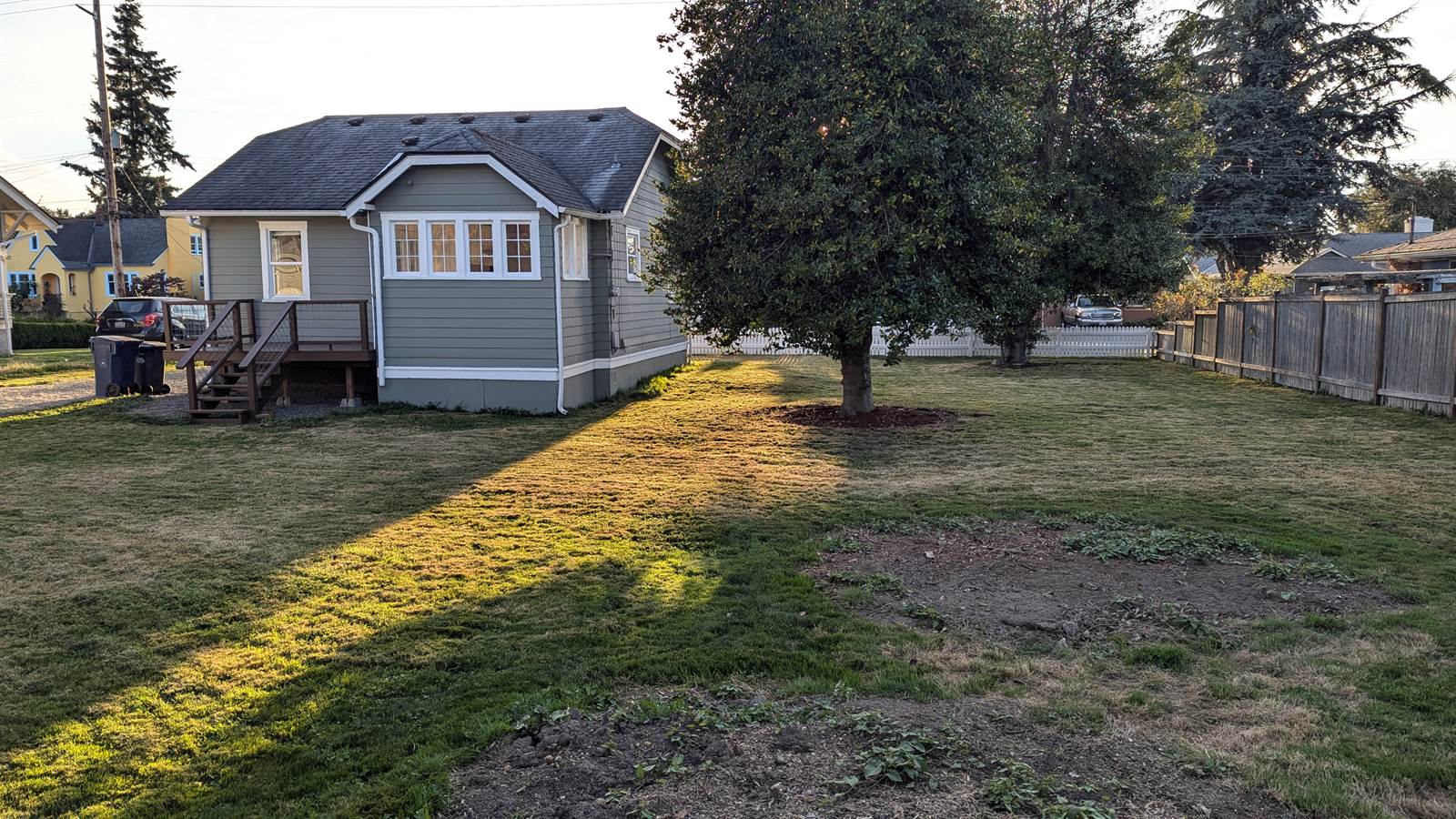 1418 Douglas Street, Mount Vernon, WA 98273