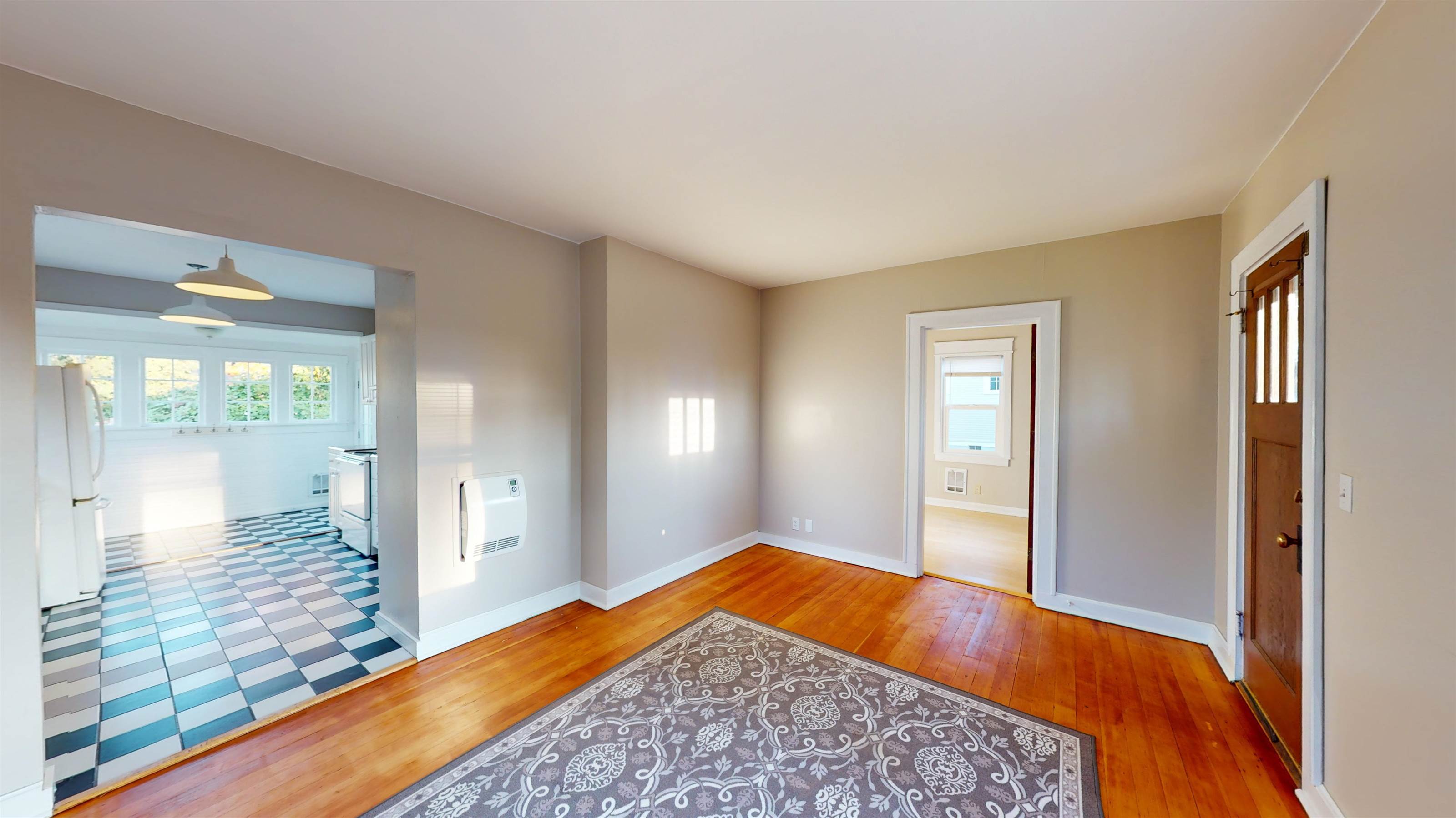 1418 Douglas Street, Mount Vernon, WA 98273