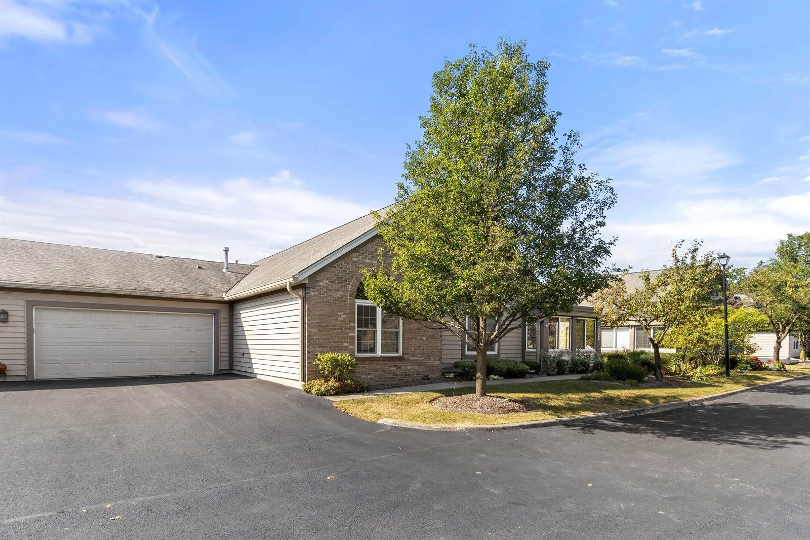 5595 Villa Gates Drive, #5, Hilliard, OH 43026