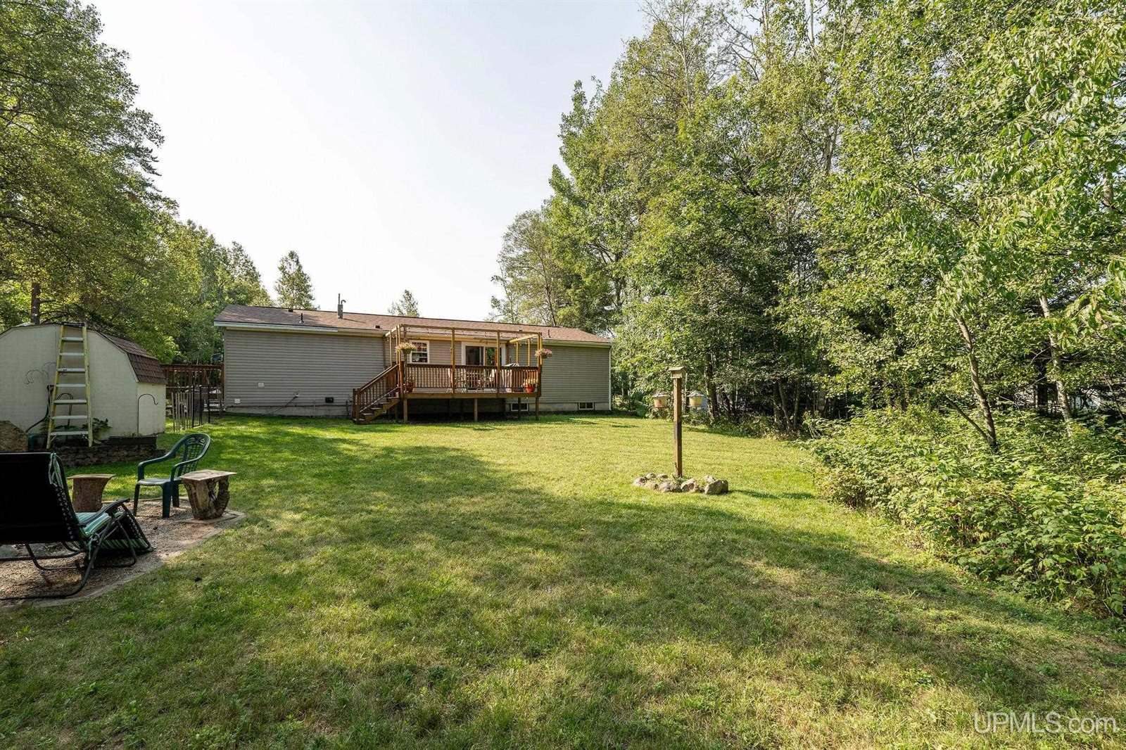 37 Sicotte Road, Marquette, MI 49855