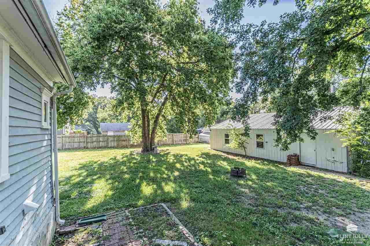 400 NE 6th, Abilene, KS 67410