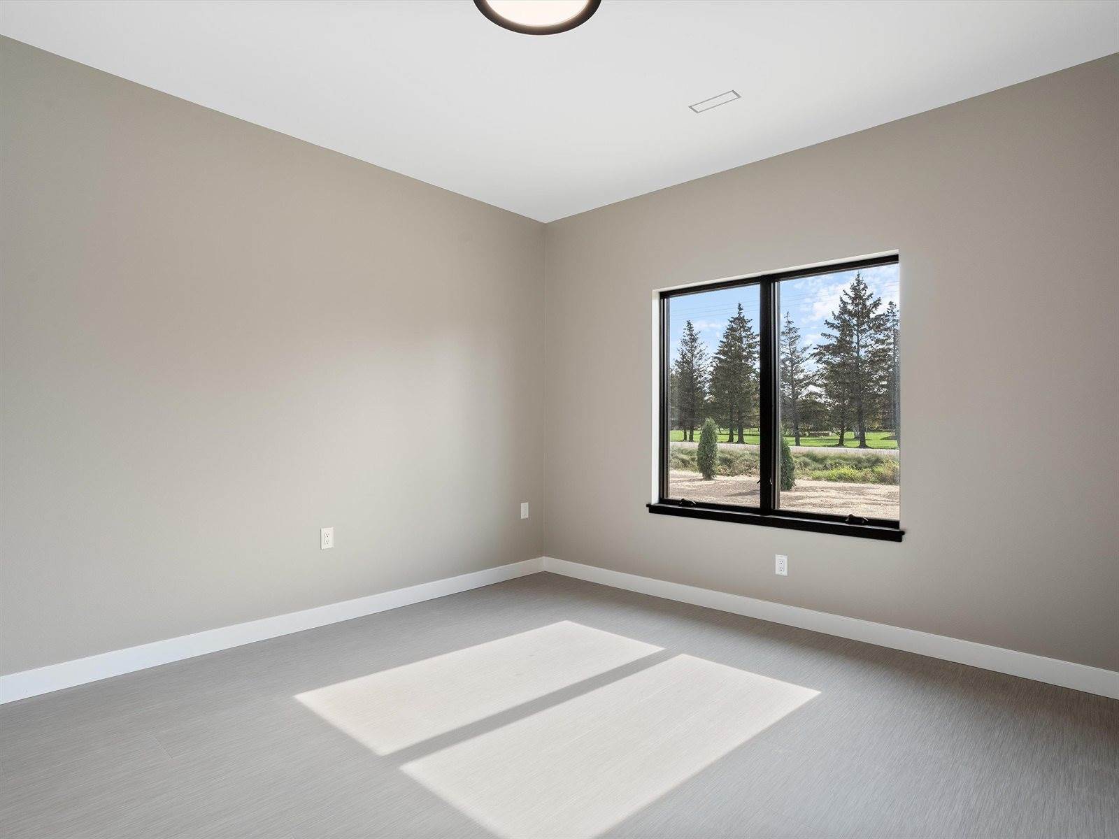 11913 Fairway Drive, Marshfield, WI 54449