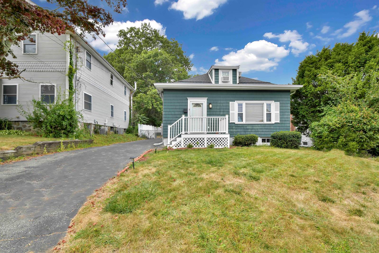 7 Williams Ave, Dedham, MA 02026