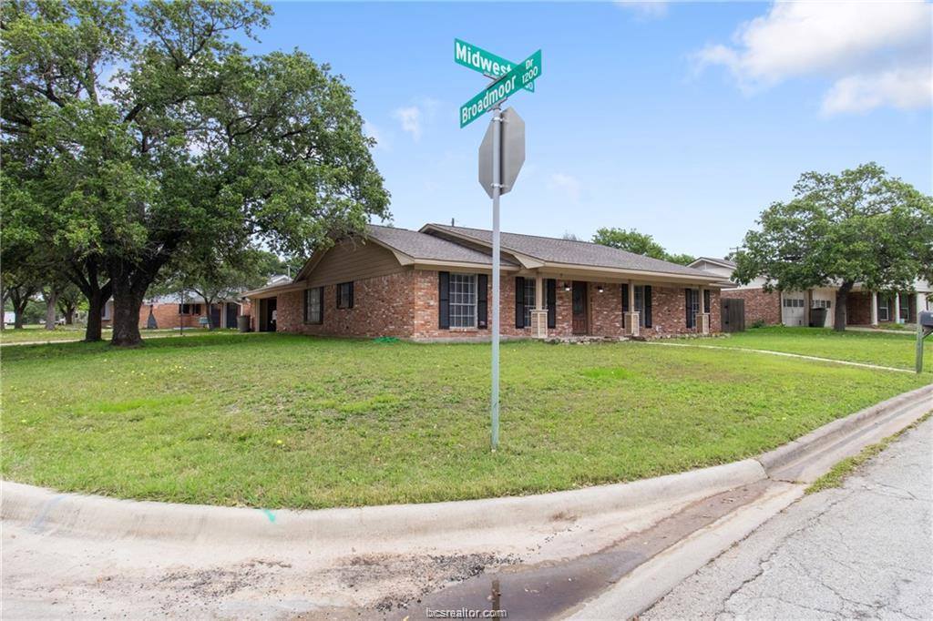 3501 Midwest, Bryan, TX 77802