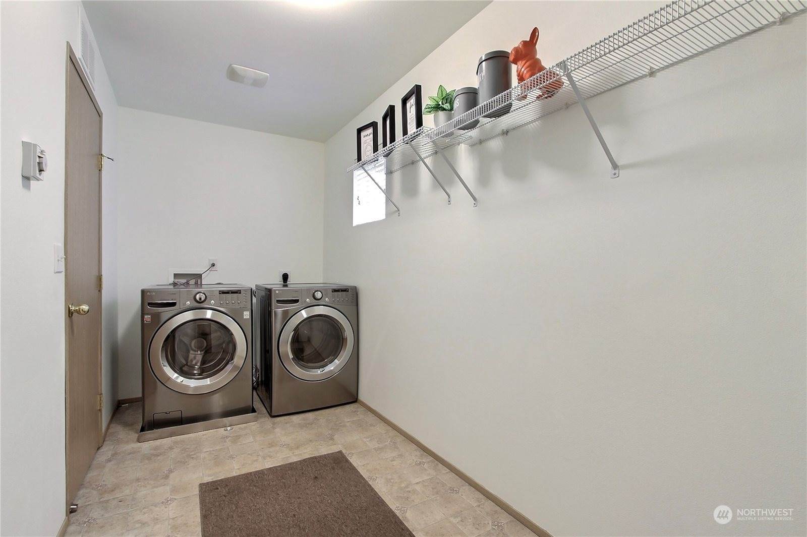 3086 Sheaser Way, Dupont, WA 98327