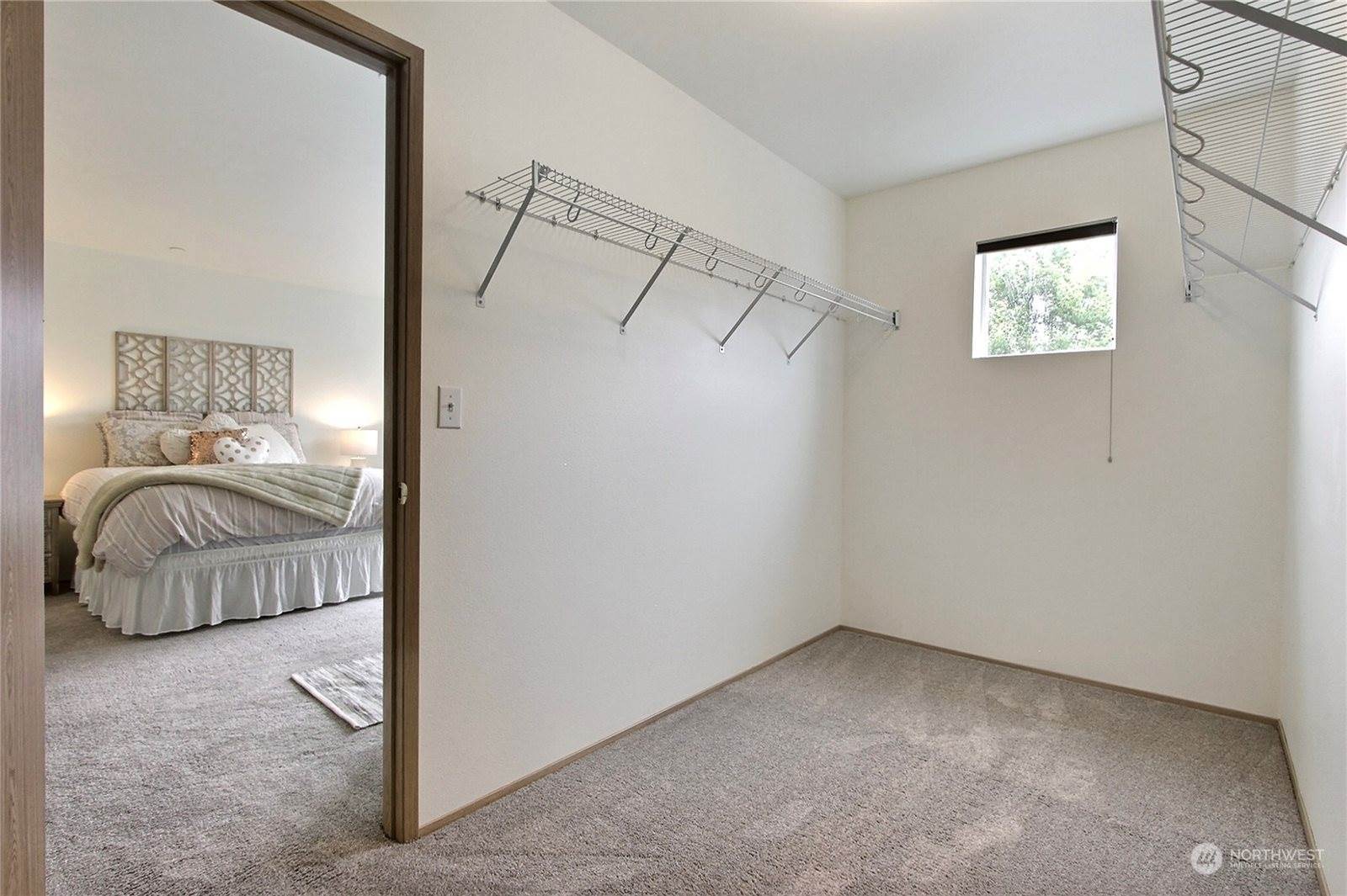 3086 Sheaser Way, Dupont, WA 98327