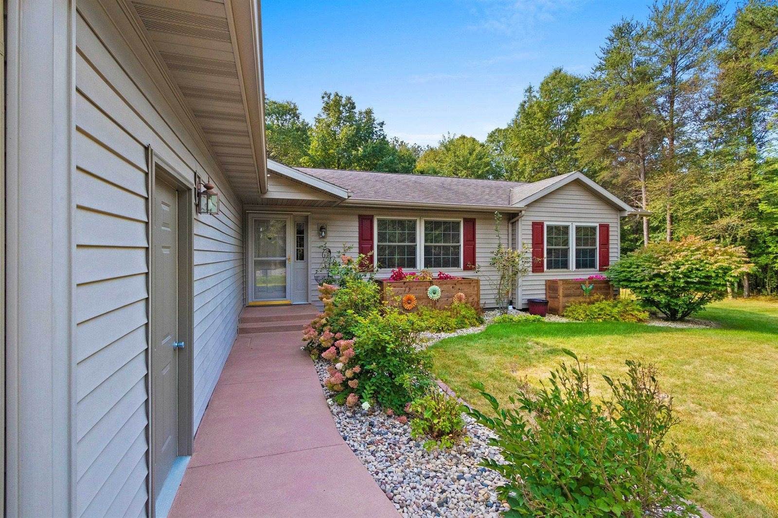 W725 Heath Lane, Marinette, WI 54143