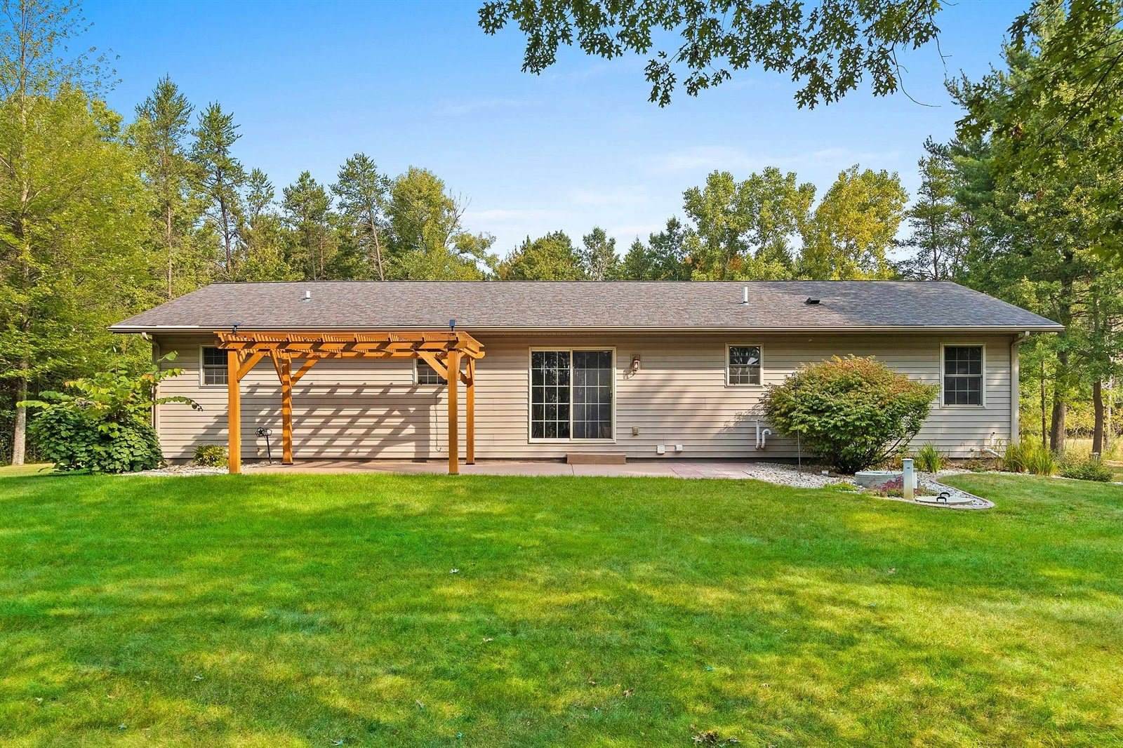 W725 Heath Lane, Marinette, WI 54143