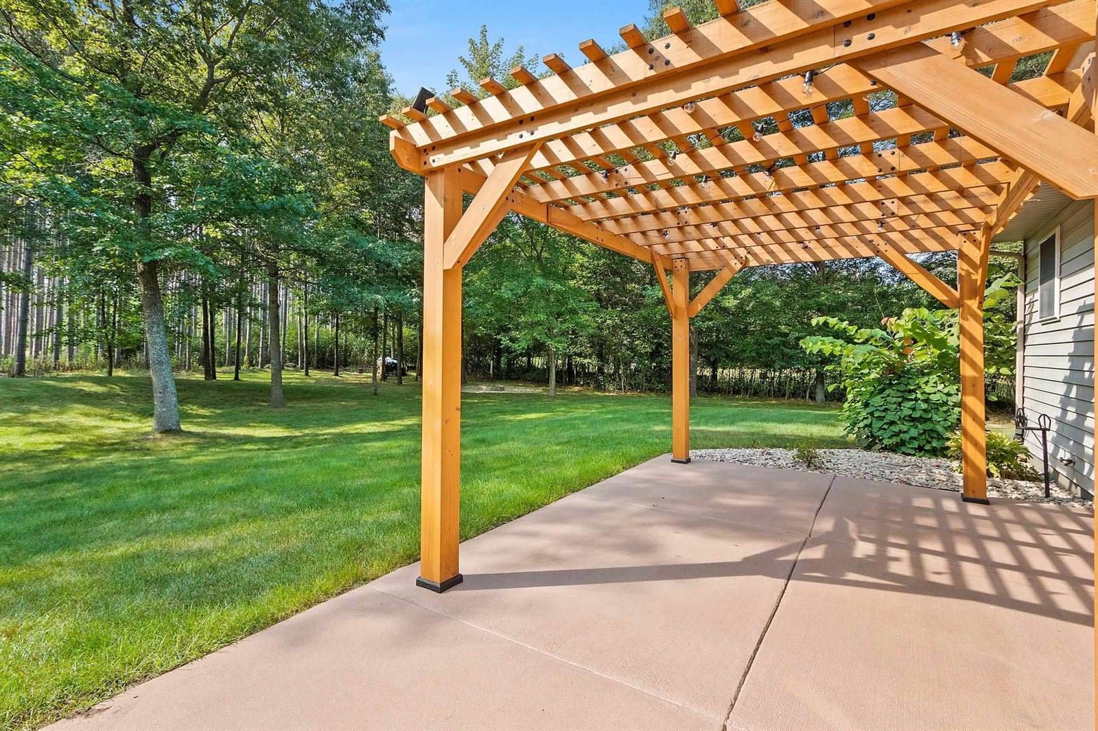 W725 Heath Lane, Marinette, WI 54143