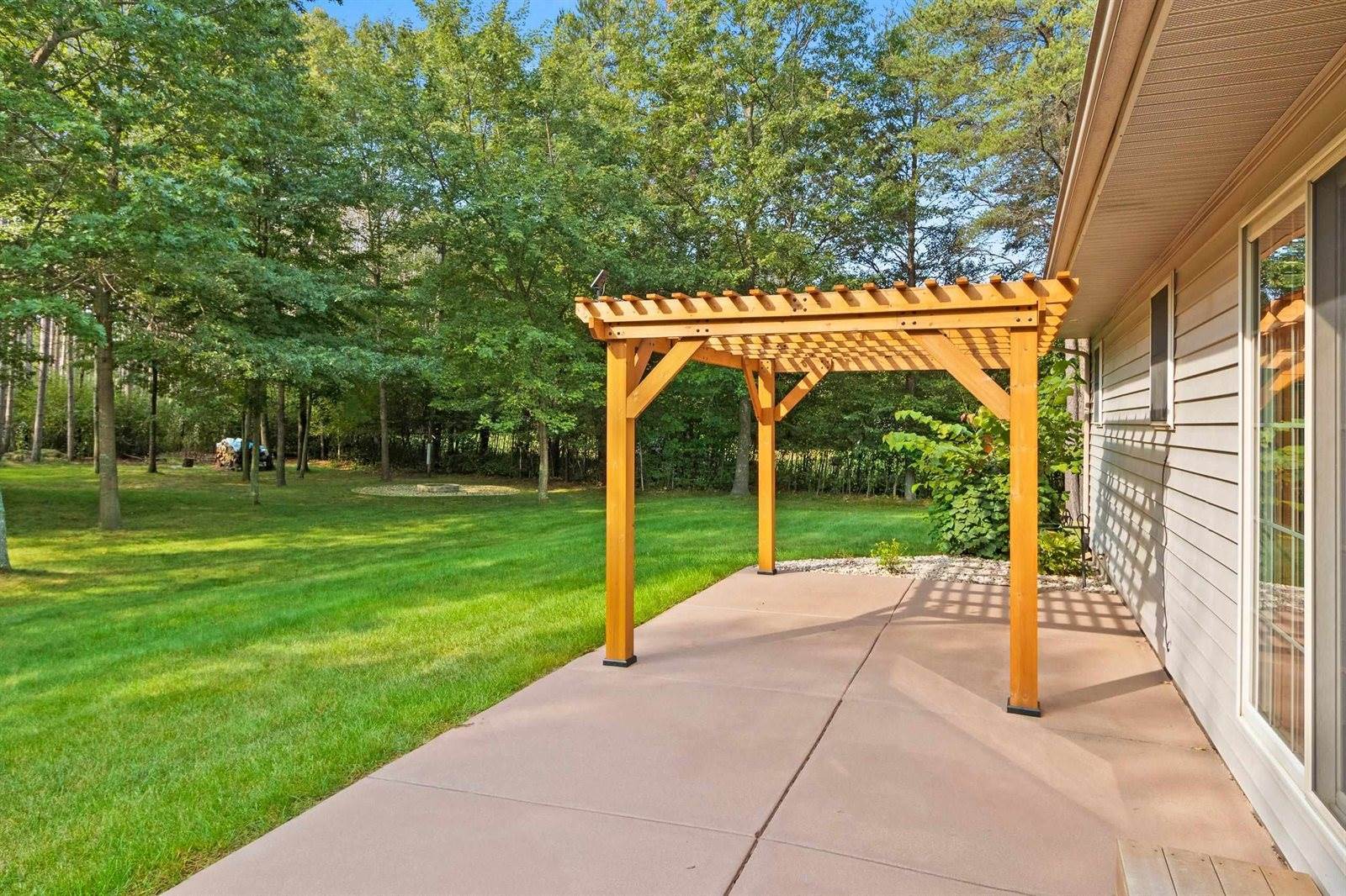 W725 Heath Lane, Marinette, WI 54143