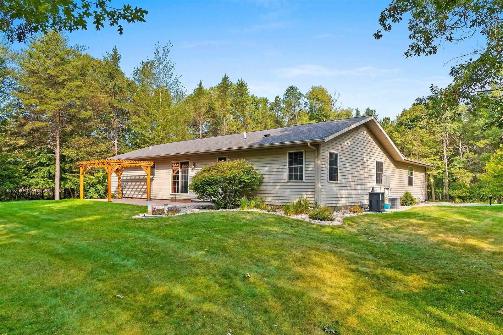 W725 Heath Lane, Marinette, WI 54143