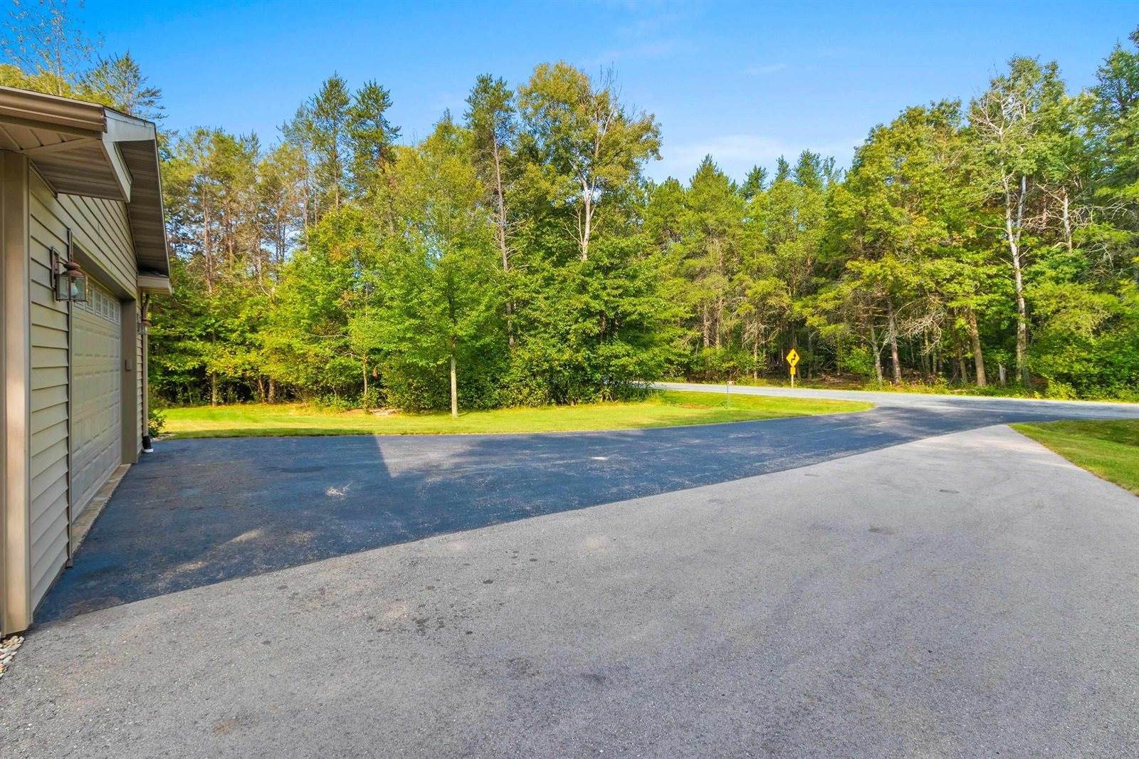 W725 Heath Lane, Marinette, WI 54143