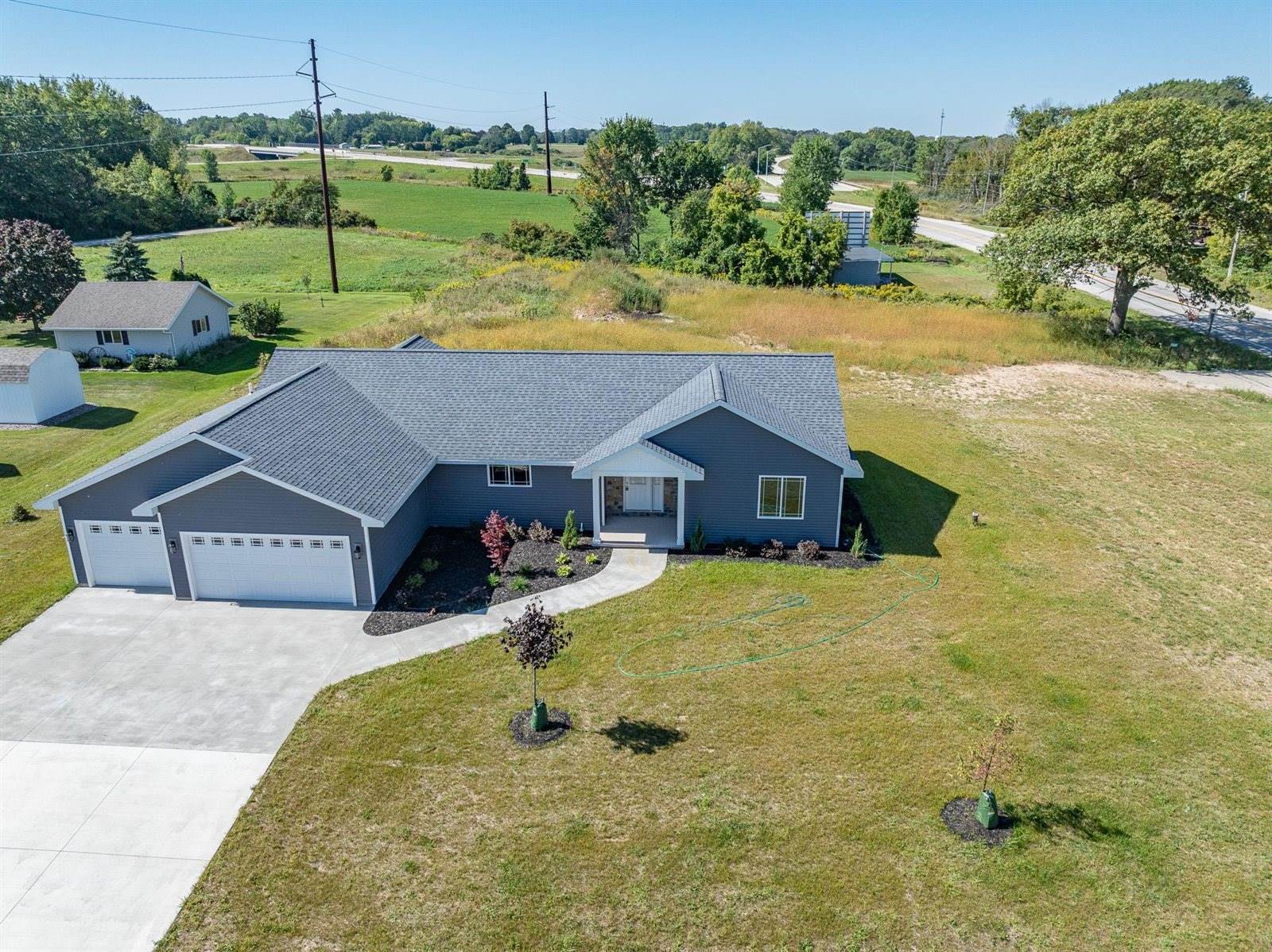 5387 Bay Meadow Trail, Luxemburg, WI 54217