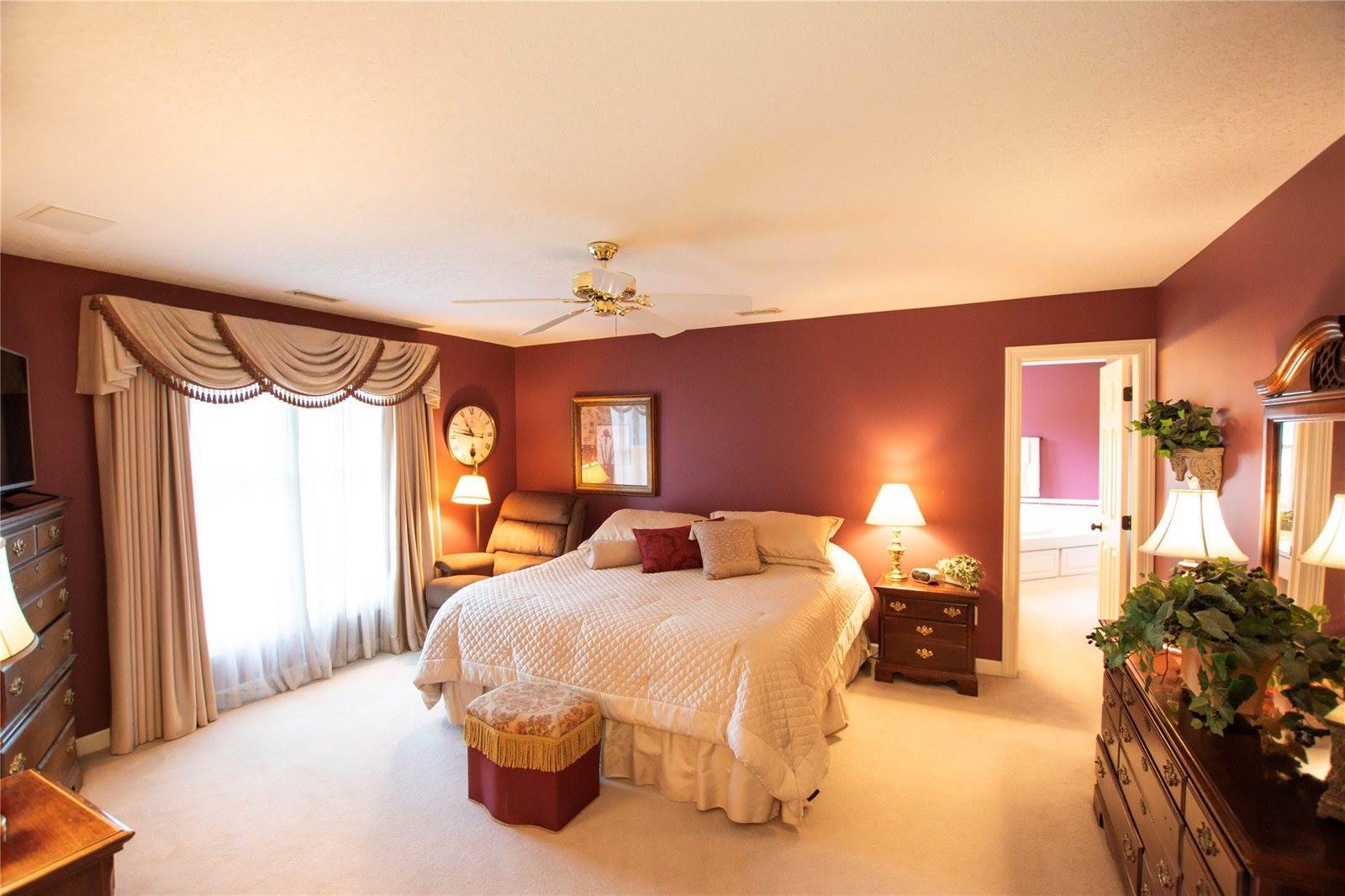 6019 Nottingham Drive, Johnston, IA 50131