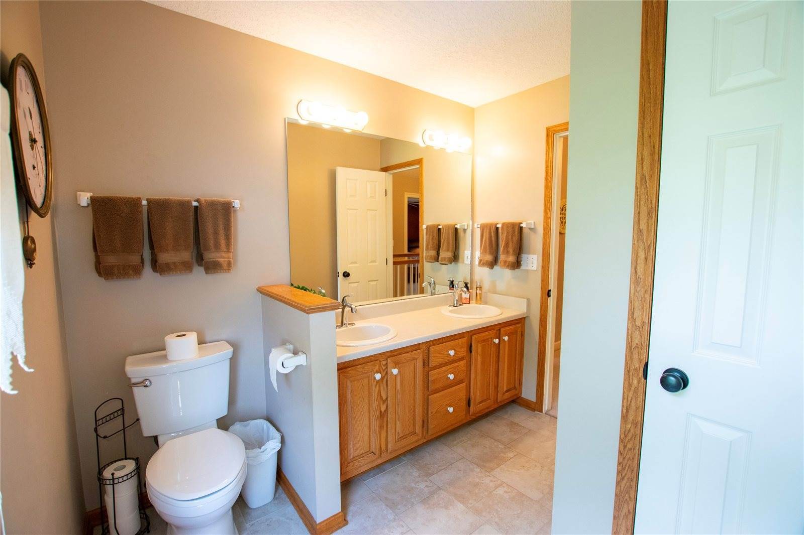 6019 Nottingham Drive, Johnston, IA 50131