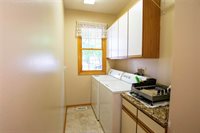 6019 Nottingham Drive, Johnston, IA 50131