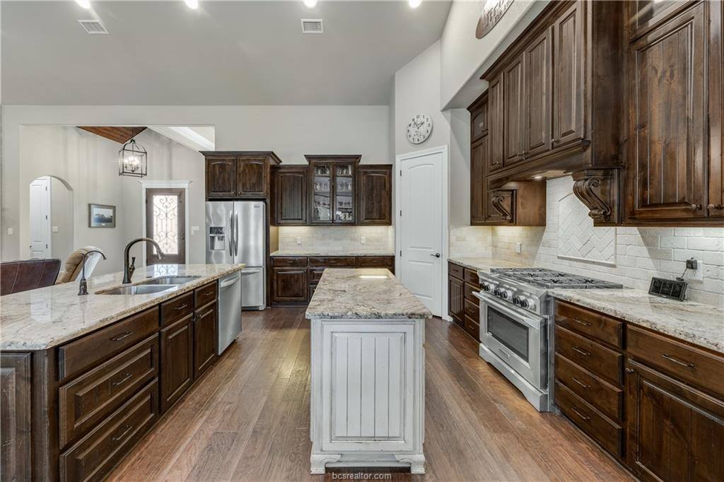 5251 Canvasback Cove, College Station, TX 77845