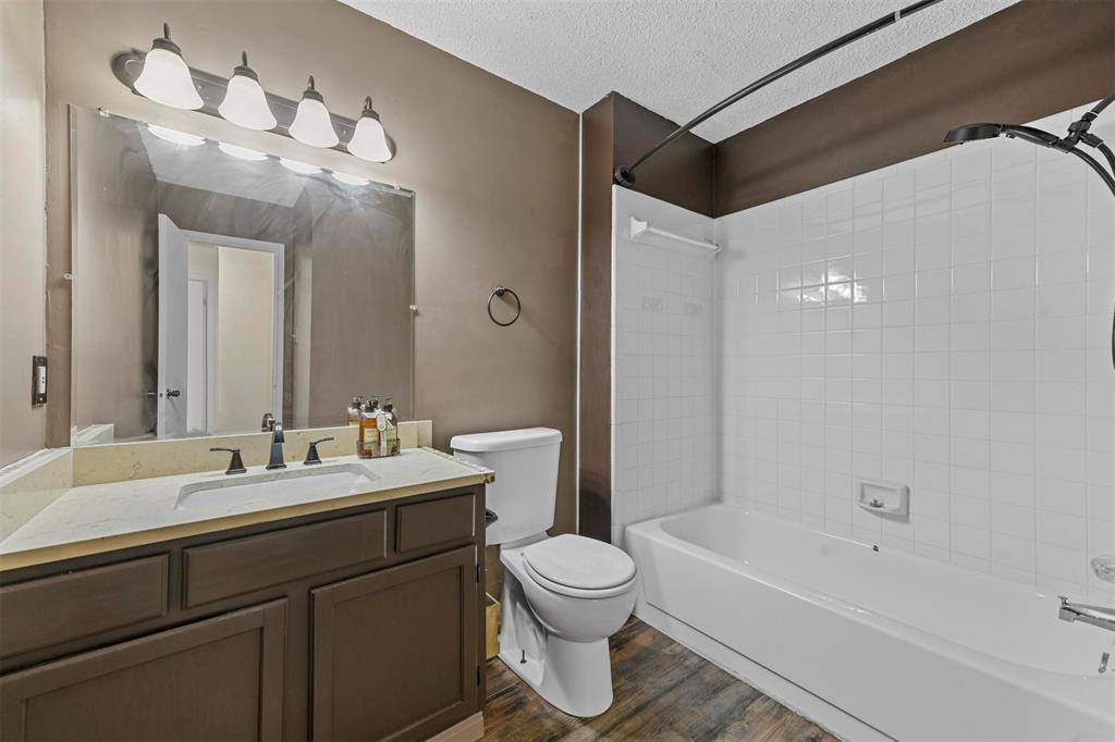 205 Lone Pine Court, Fort Worth, TX 76108