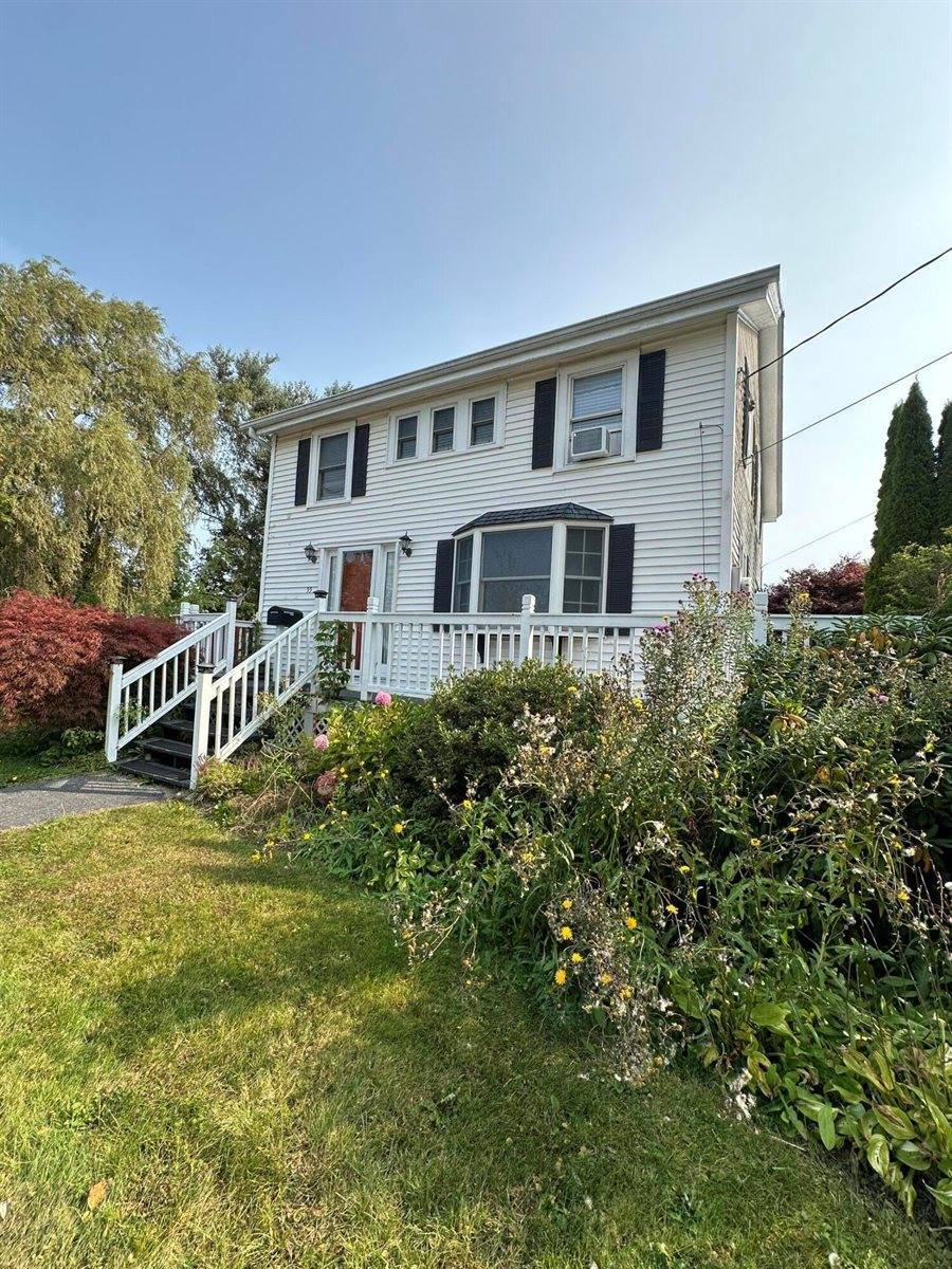 55 Broadway, Rockland, ME 04841