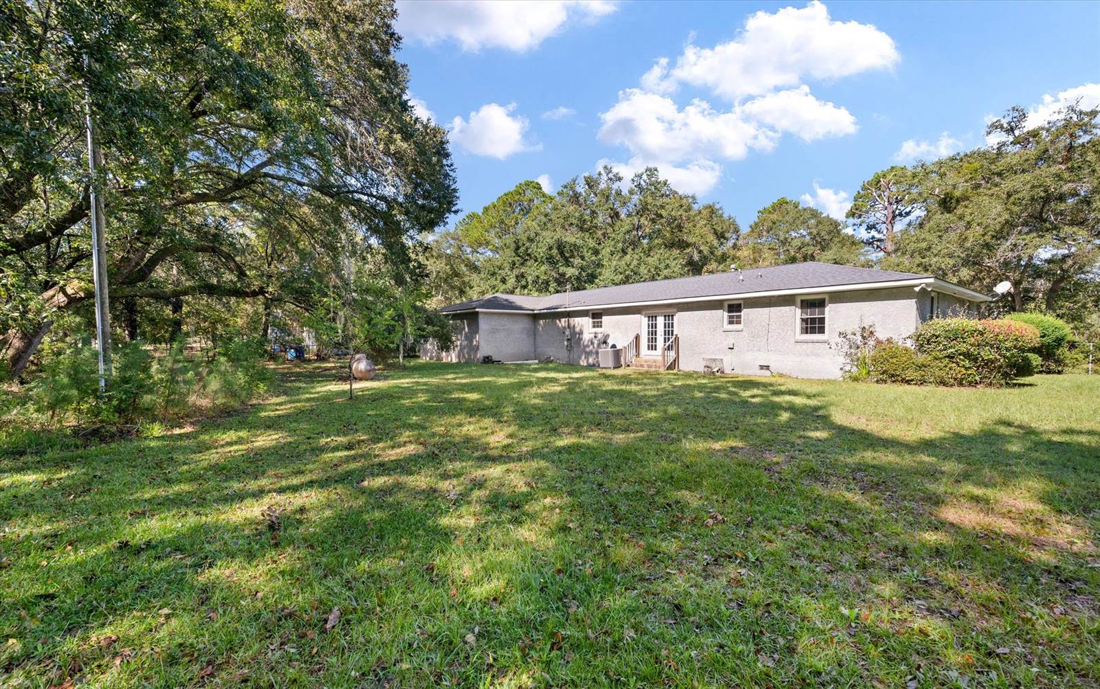 1577 Brownswood Road, Johns Island, SC 29455