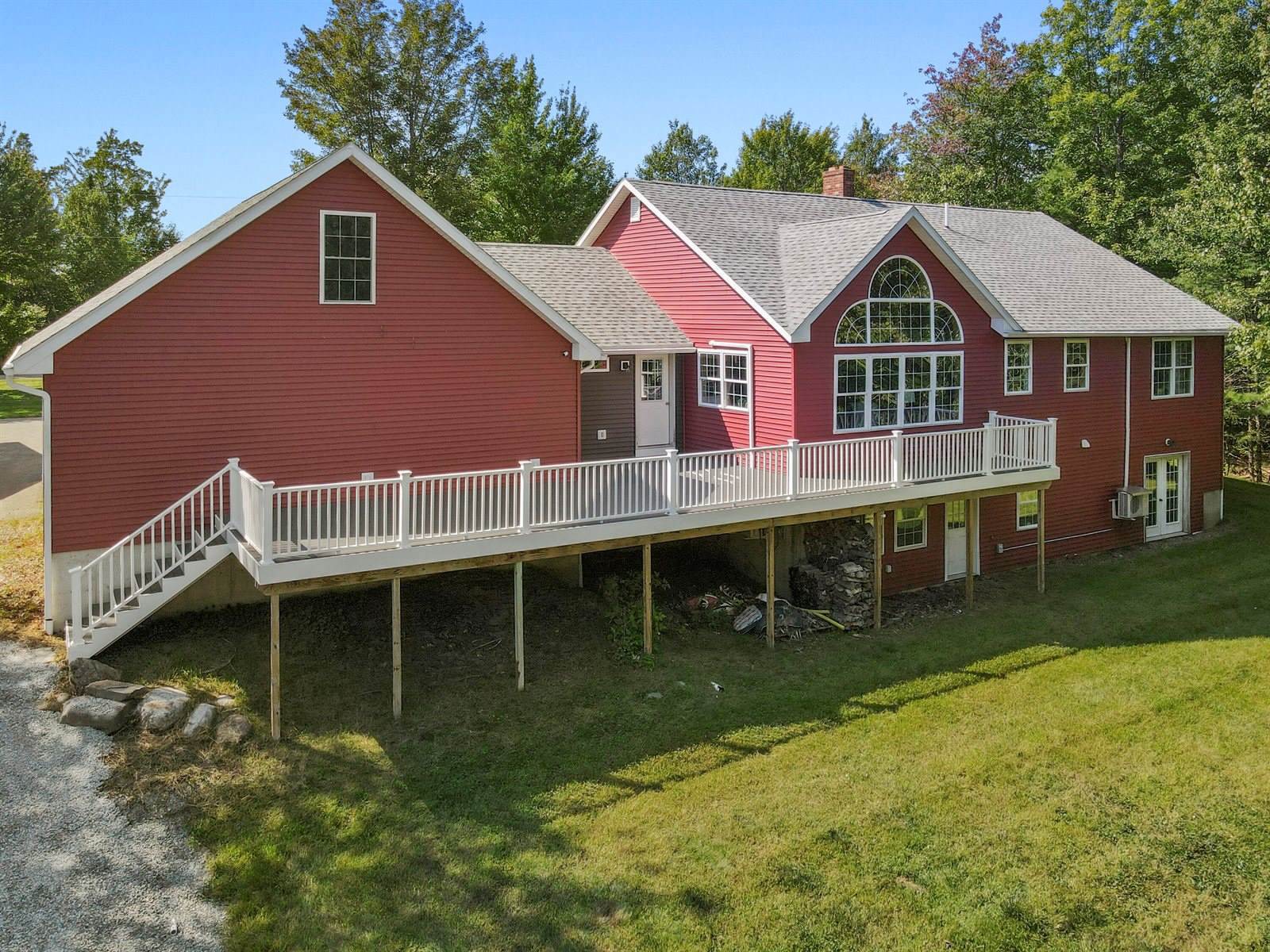 192 Ten Road, Bradley, ME 04411