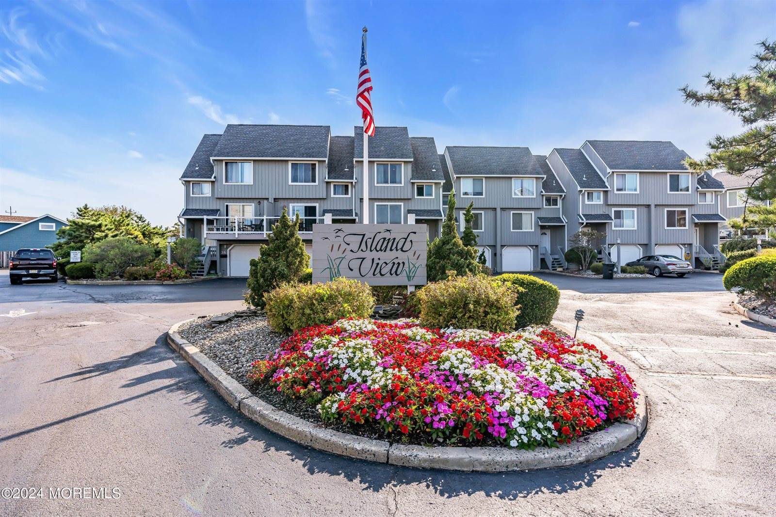 5 Island View Way, #17, Sea Bright, NJ 07760