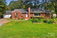 233 Alexis Lucia Road, Alexis, NC 28006