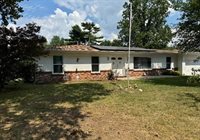 1019 Hawthorn Street, Carthage, MO 64836