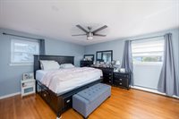 4 Taft Ave, bethpage, NY 11714