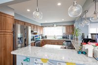 4 Taft Ave, bethpage, NY 11714