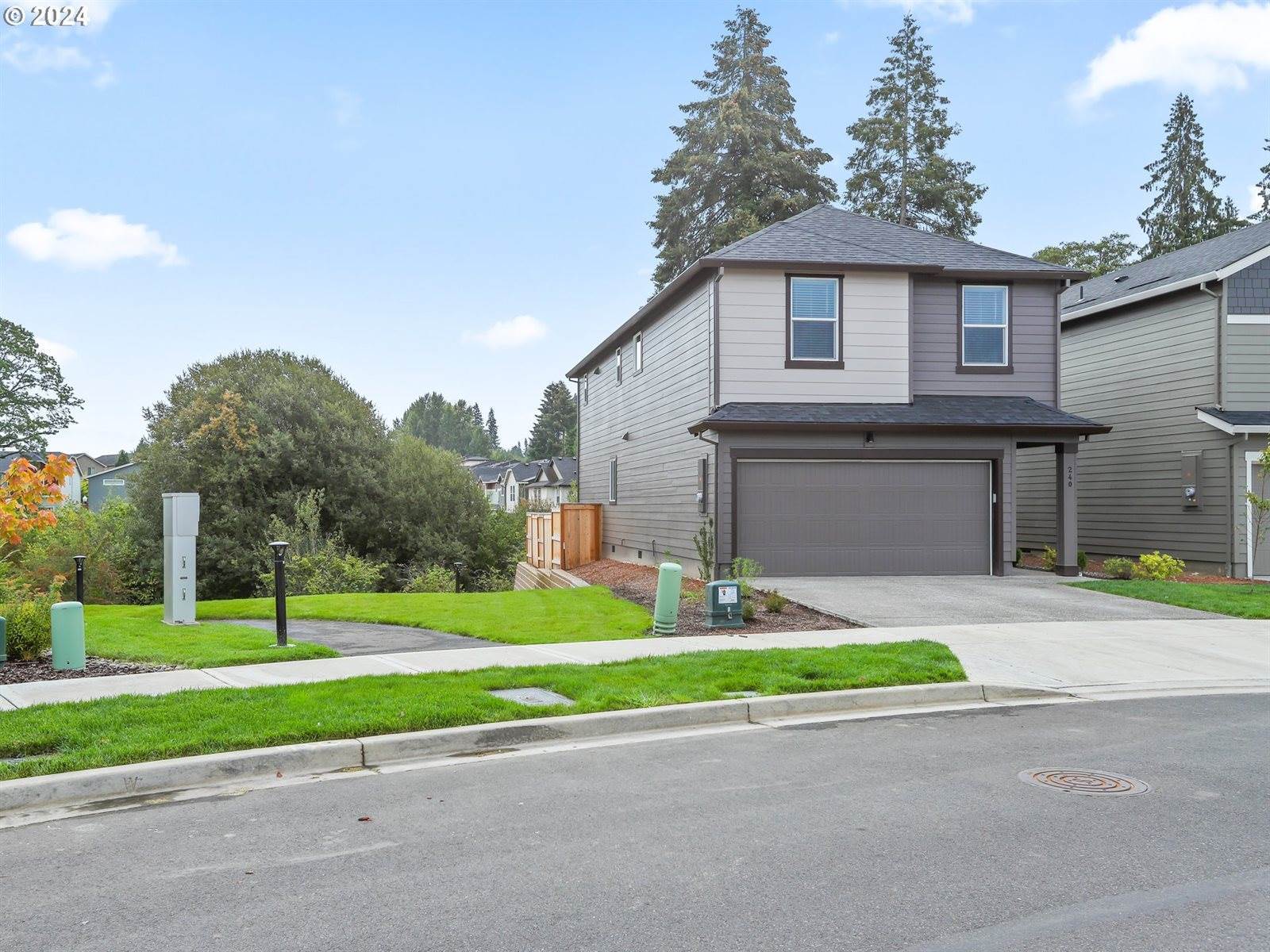 240 North 30TH Dr, Ridgefield, WA 98642