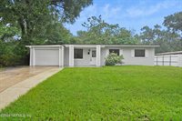 7151 North King Arthur Road, Jacksonville, FL 32211