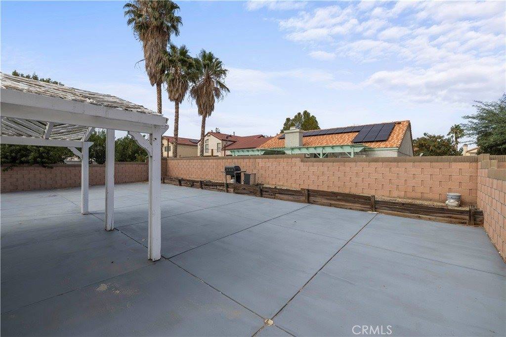 44239 Fenner Avenue, Lancaster, CA 93536