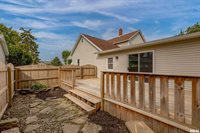 205 10TH Street, De Witt, IA 52742